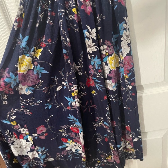 Casual dress - Picture 2 of 6